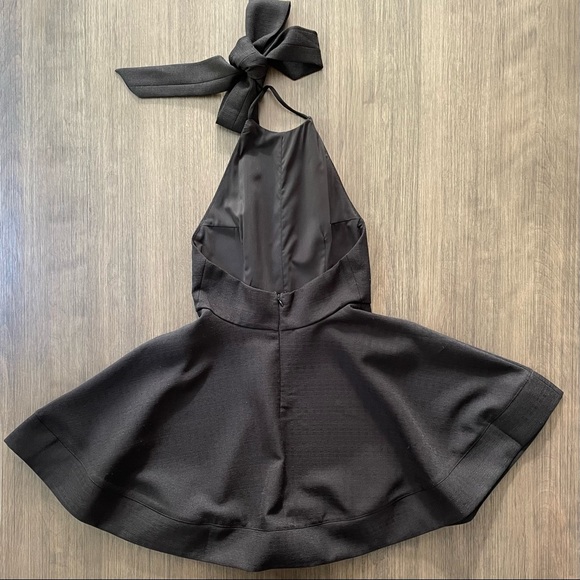 ⭐️Mini Dress with Bow in Black - Picture 10 of 11